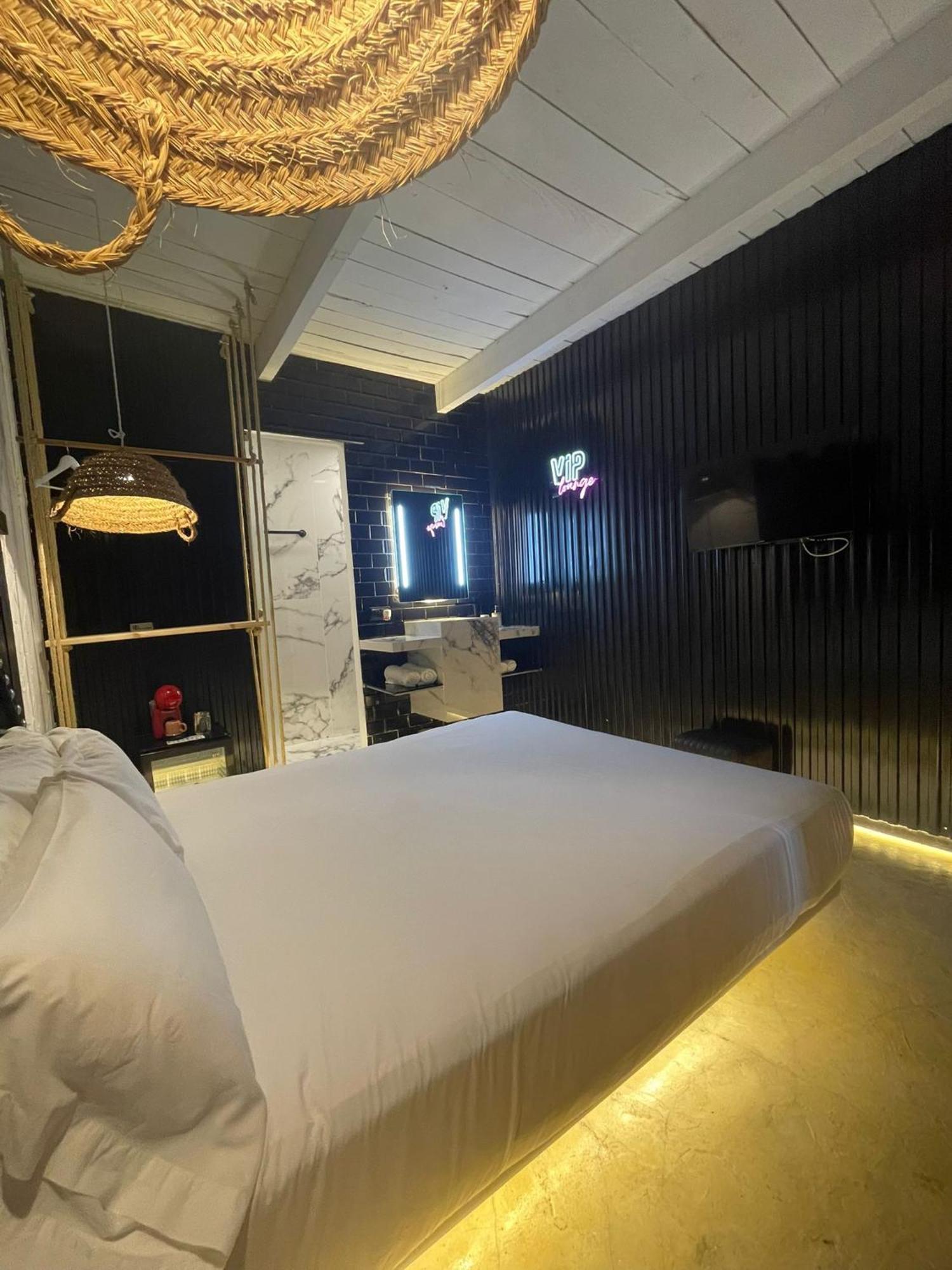 Paiise Hotels Sant Francesc de s'Estany Exterior photo