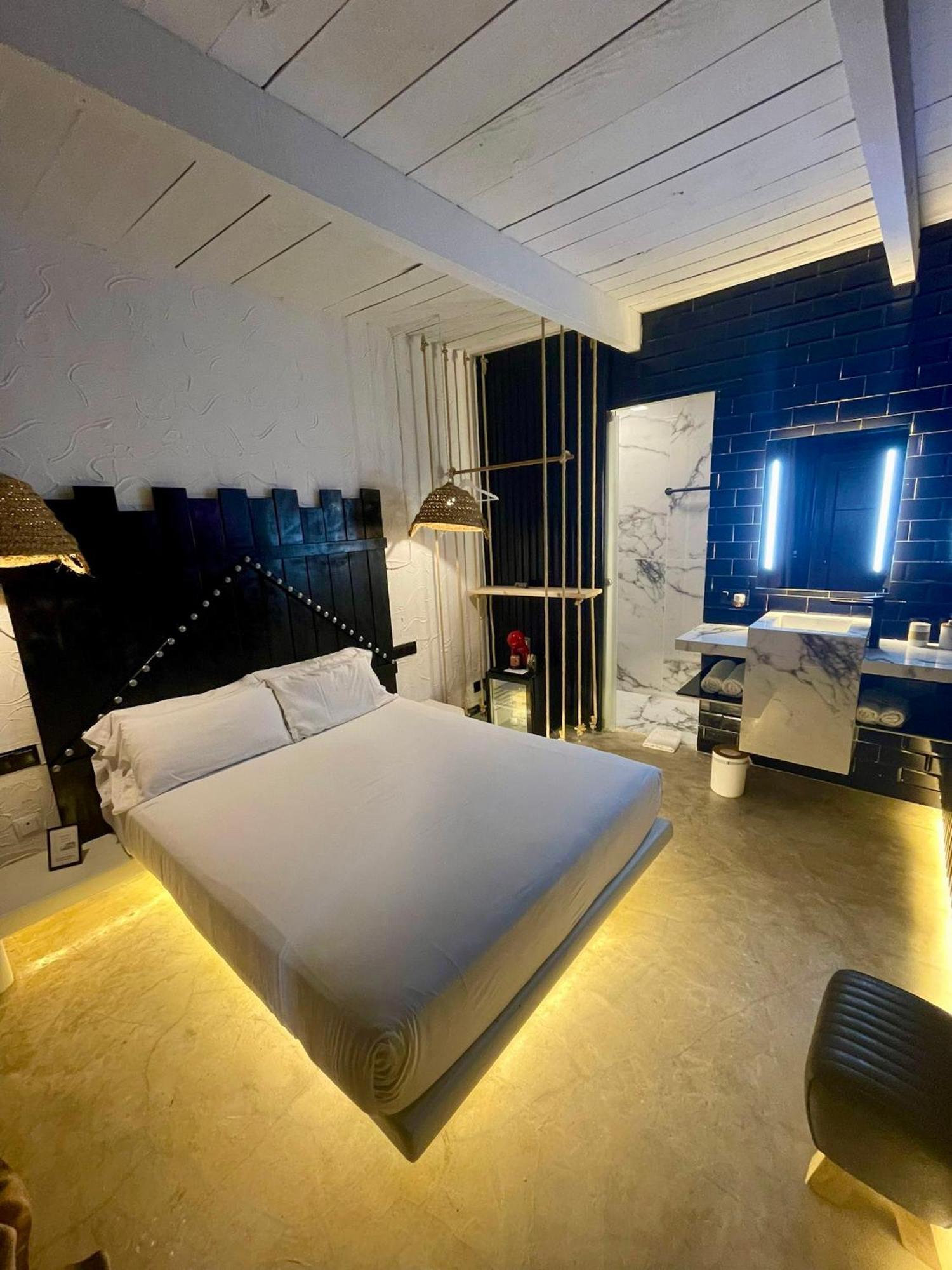 Paiise Hotels Sant Francesc de s'Estany Exterior photo