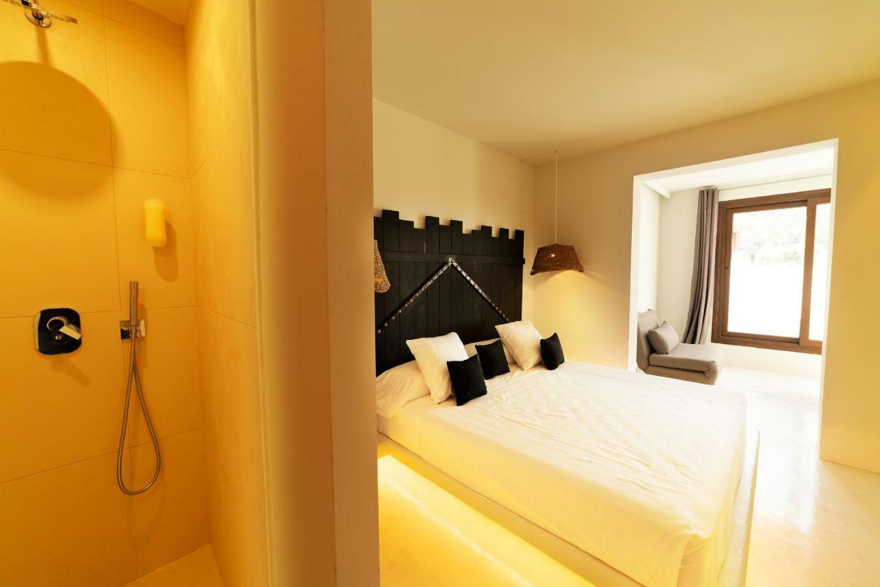 Paiise Hotels Sant Francesc de s'Estany Exterior photo